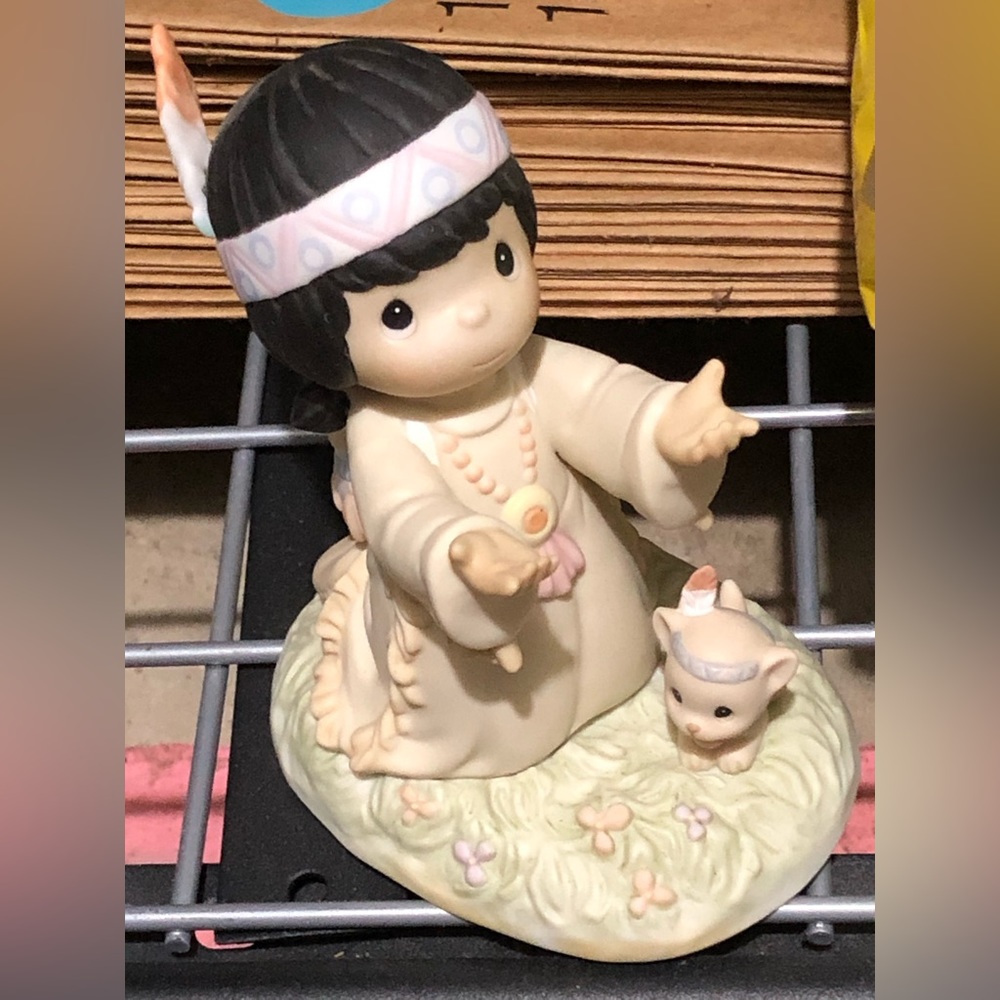 Precious Moments “A Prayer Warrior’s Faith Can Move Mountains” Figurine